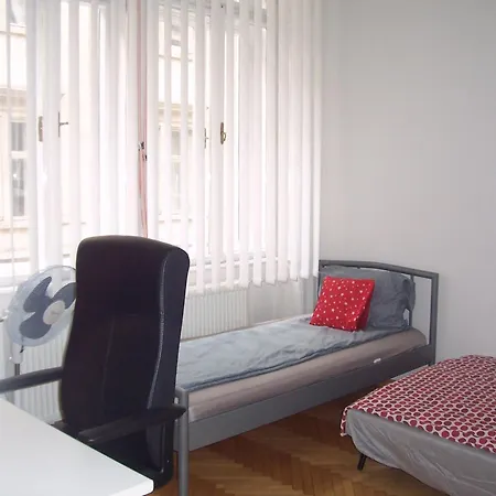 Universal Budapešť