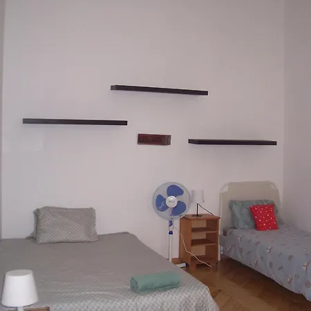 Universal Budapešť