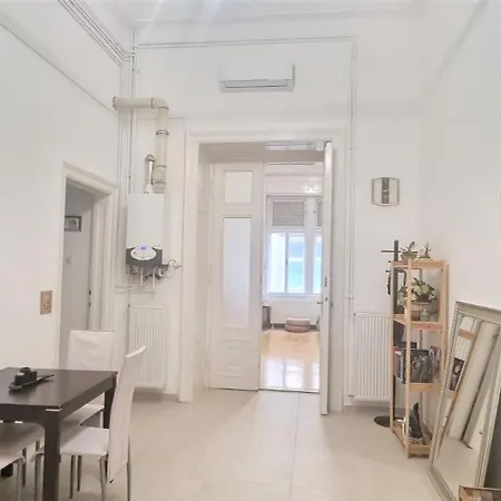 Universal Hostel Βουδαπέστη