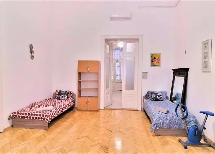 Universal Vandrerhjem