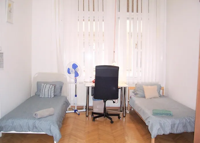 Universal Vandrerhjem Budapest